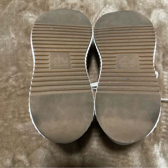 👟 Dolce Vita Fay Sneakers - Picture 7 of 11